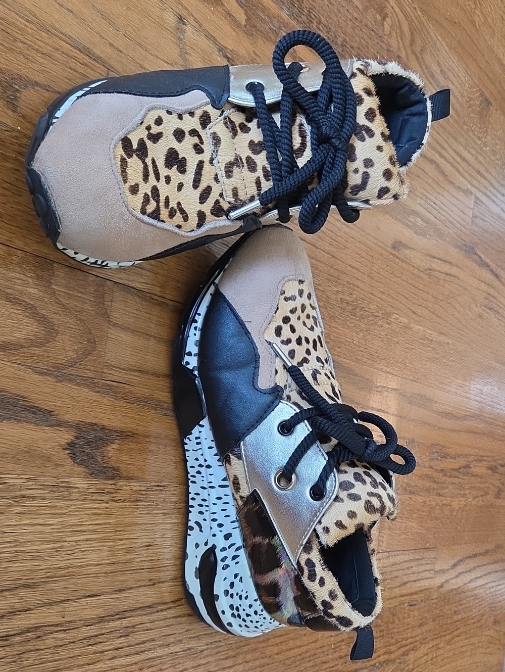 Steve Madden Wedge Sneakers Cheetah, Blk/wht Sole,Gold & Iradescent Accents
